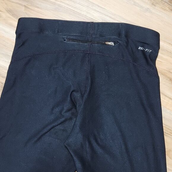 ☔️💜Nike Black Dri-Fit Capri Athletic Pants Small - Picture 8 of 12